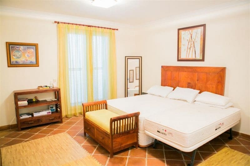 3 camera da letto Casa in vendita in Casares con piscina garage - 699.000 € (Rif: 10001397)