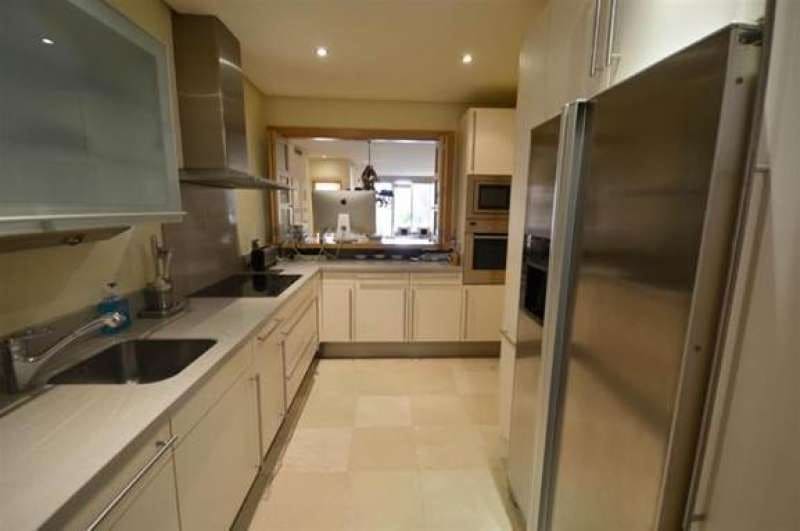 Apartamento de 3 habitaciones en Golden Mile en venta con piscina garaje - 799.000 € (Ref: 10001403)