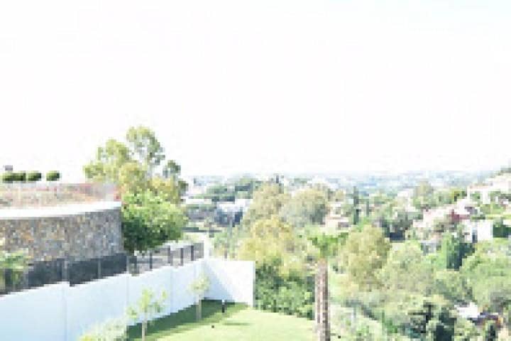 4 quarto Moradia para venda em Marbella com piscina - 1 925 000 € (Ref: 10001404)