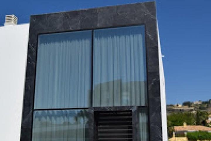 4 quarto Moradia para venda em Marbella com piscina - 1 925 000 € (Ref: 10001404)