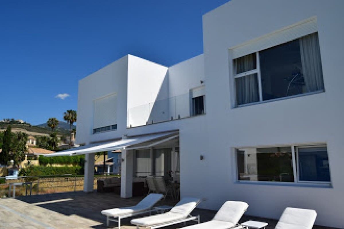 4 quarto Moradia para venda em Marbella com piscina - 1 925 000 € (Ref: 10001404)