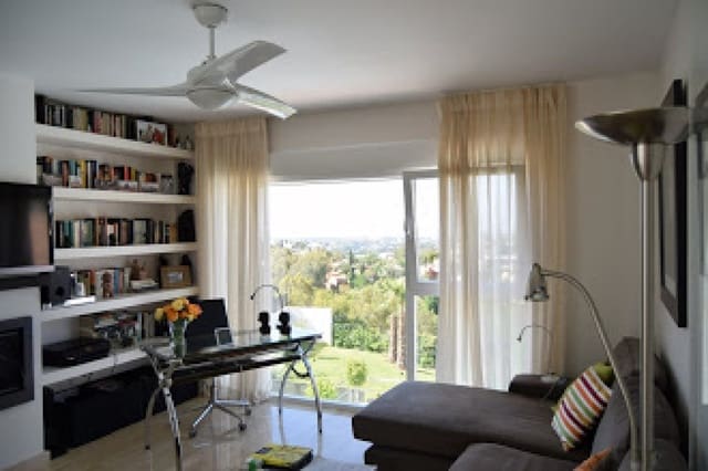 4 quarto Moradia para venda em Marbella com piscina - 1 925 000 € (Ref: 10001404)