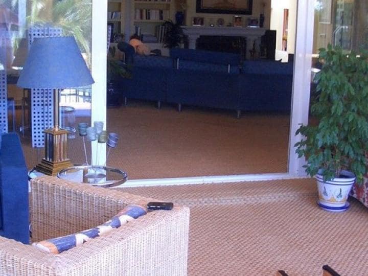 4 makuuhuone Huvila myytävänä paikassa Estepona mukana uima-altaan - 690 000 € (Ref: 10001408)