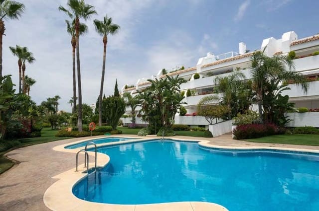 3 quarto Apartamento para venda em Marbella com piscina garagem - 770 000 € (Ref: 10001410)