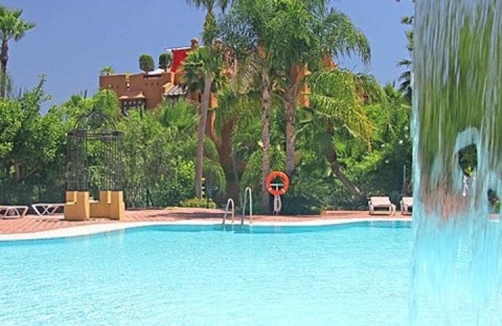 3 soveværelse Lejlighed til salg i Marbella med swimmingpool garage - € 900.000 (Ref: 10001413)