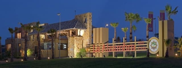 3 soveværelse Lejlighed til salg i Marbella med swimmingpool garage - € 900.000 (Ref: 10001413)