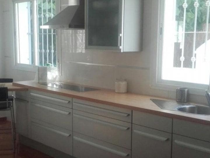 3 soveværelse Villa til salg i Marbella med swimmingpool - € 729.500 (Ref: 10001417)