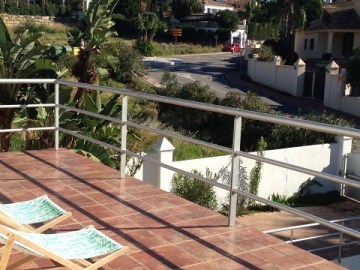 3 soveværelse Villa til salg i Marbella med swimmingpool - € 729.500 (Ref: 10001417)