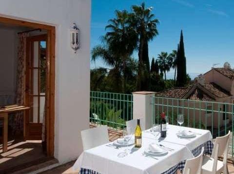 4 sypialnia Dom na sprzedaż w Marbella z basenem - 725 000 € (Ref: 10001418)