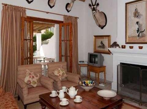 4 sypialnia Dom na sprzedaż w Marbella z basenem - 725 000 € (Ref: 10001418)
