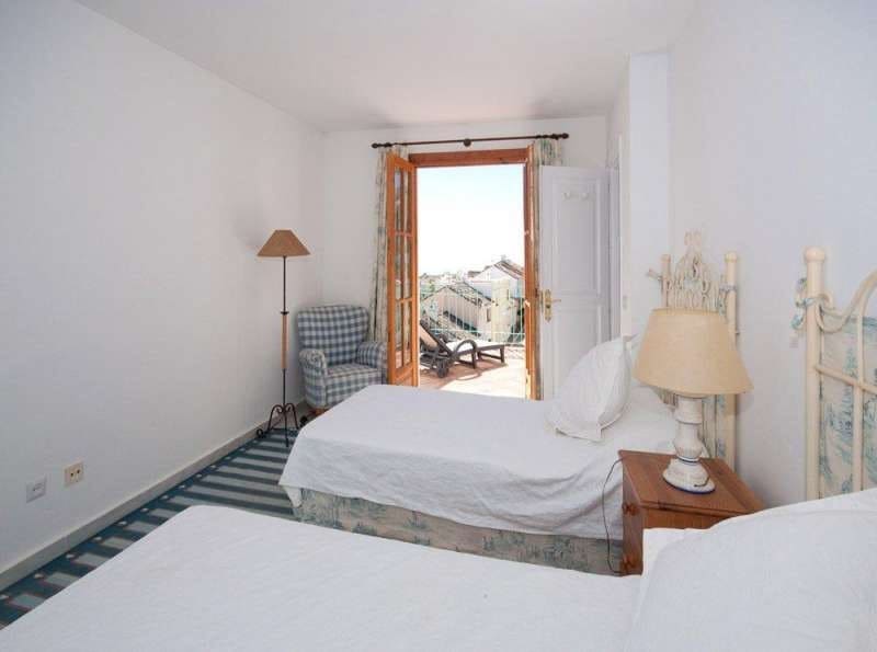 4 sypialnia Dom na sprzedaż w Marbella z basenem - 725 000 € (Ref: 10001418)