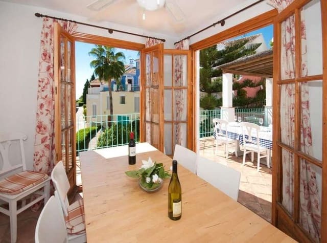 4 sypialnia Dom na sprzedaż w Marbella z basenem - 725 000 € (Ref: 10001418)