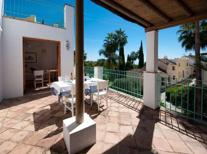 4 sypialnia Dom na sprzedaż w Marbella z basenem - 725 000 € (Ref: 10001418)