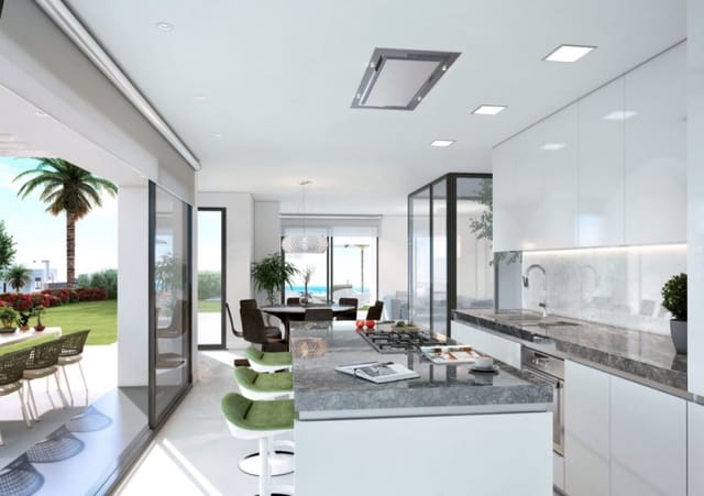 4 soverom Villa til salgs i Estepona med svømmebasseng garasje - € 710 000 (Ref: 10001420)