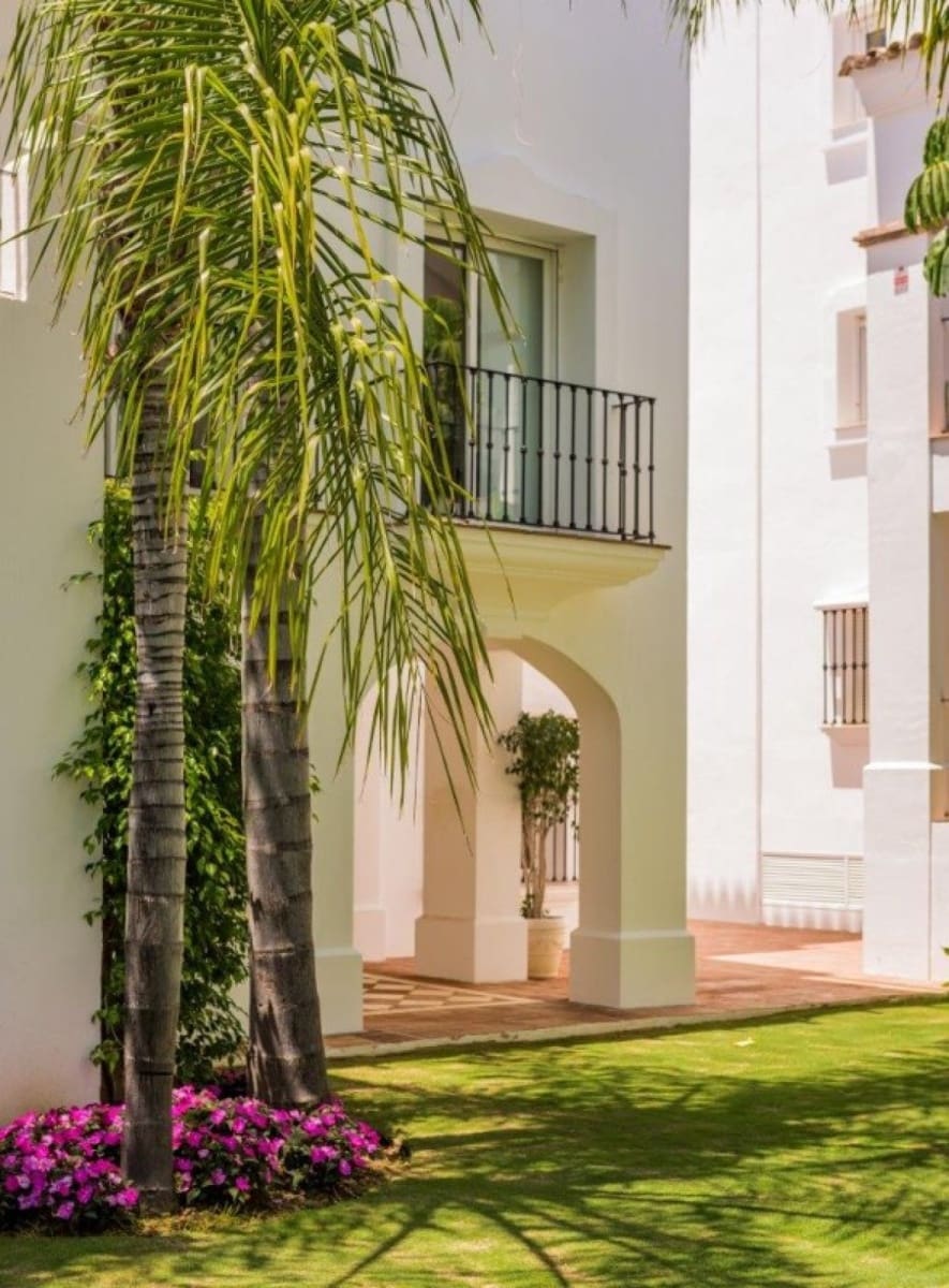 2 chambre Appartement à vendre à Marbella avec piscine garage - 380 000 € (Ref: 10001422)