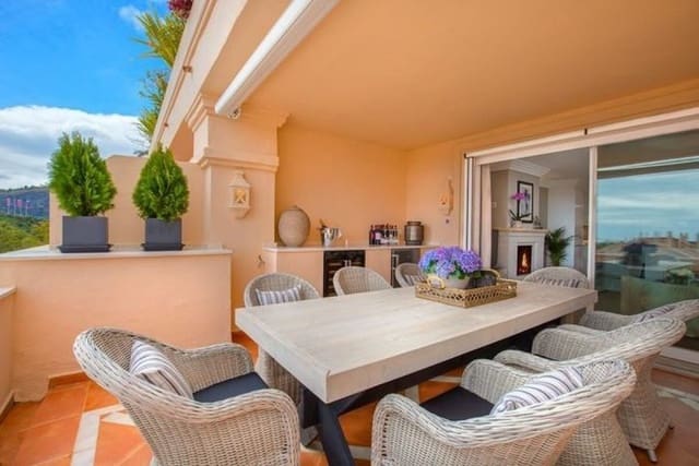 3 Zimmer Apartment zu verkaufen in Marbella mit Pool Garage - 695.000 € (Ref: 10001425)
