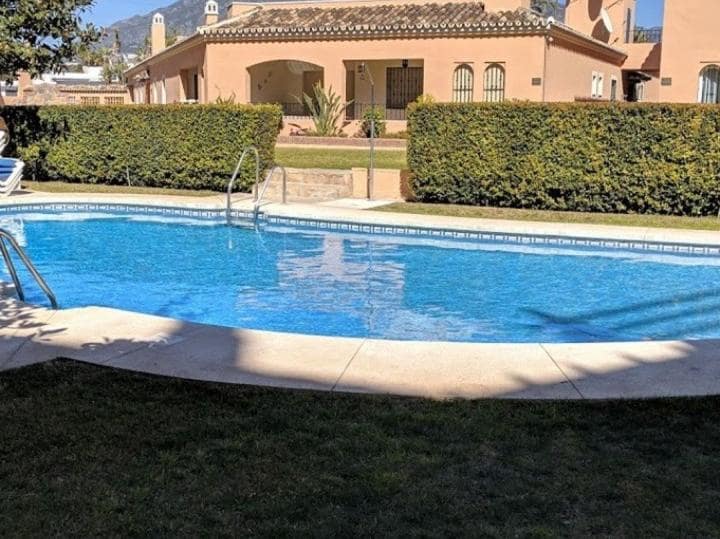 2 makuuhuone Huoneisto myytävänä paikassa Marbella mukana uima-altaan 
autotalli - 319 000 € (Ref: 10001426)