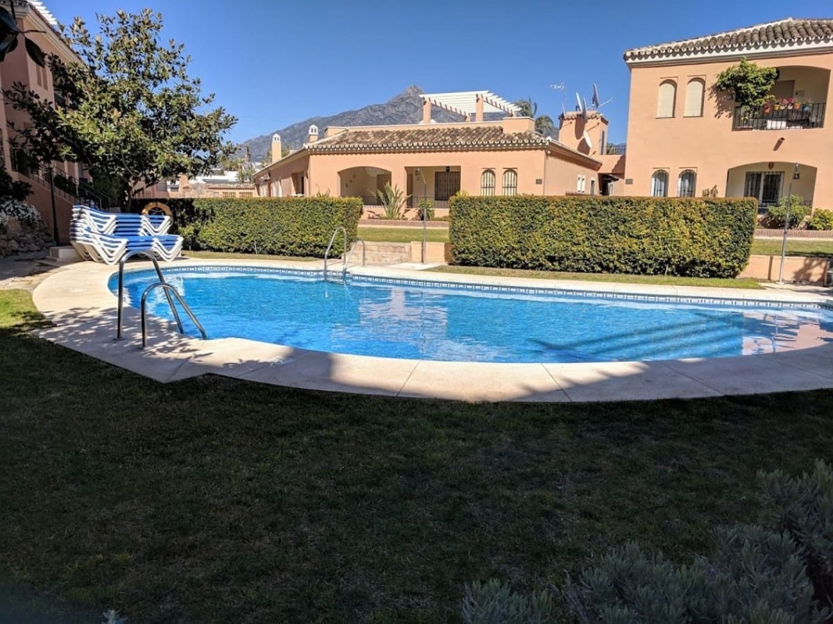 2 makuuhuone Huoneisto myytävänä paikassa Marbella mukana uima-altaan 
autotalli - 319 000 € (Ref: 10001426)