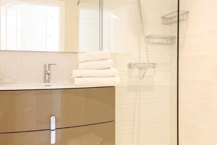 3 Zimmer Apartment zu verkaufen in Marbella mit Pool Garage - 750.000 € (Ref: 10001428)