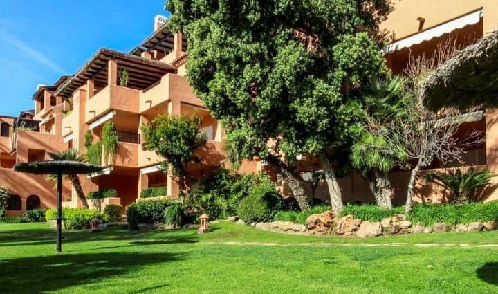 3 Zimmer Apartment zu verkaufen in Marbella mit Pool Garage - 750.000 € (Ref: 10001428)