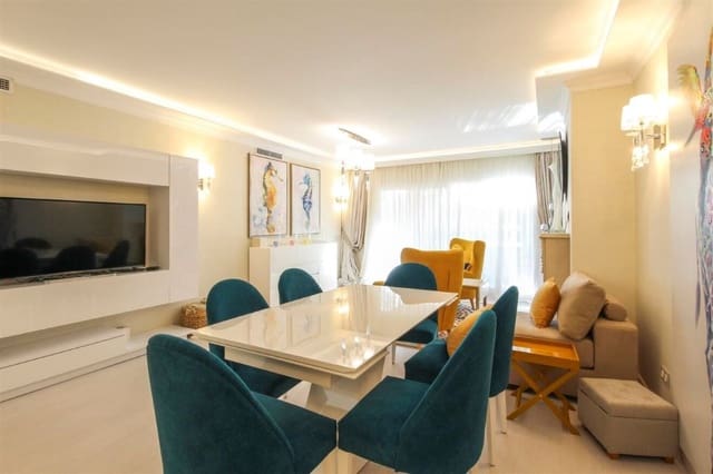 3 Zimmer Apartment zu verkaufen in Marbella mit Pool Garage - 750.000 € (Ref: 10001428)