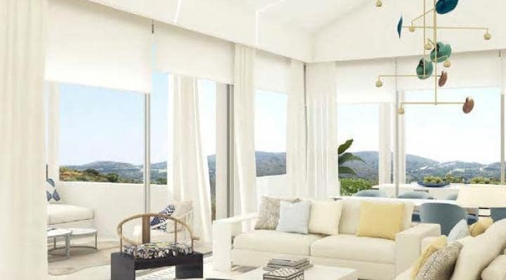 Ático de 3 habitaciones en Marbella en venta con piscina garaje - 665.000 € (Ref: 10001430)