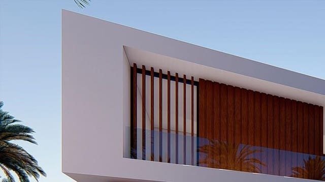 3 bedroom Villa for sale in Estepona with pool garage - € 650,000 (Ref: 10001436)