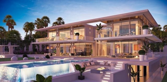 Chalet de 4 habitaciones en Estepona en venta con piscina - 1.595.000 € (Ref: 10001437)