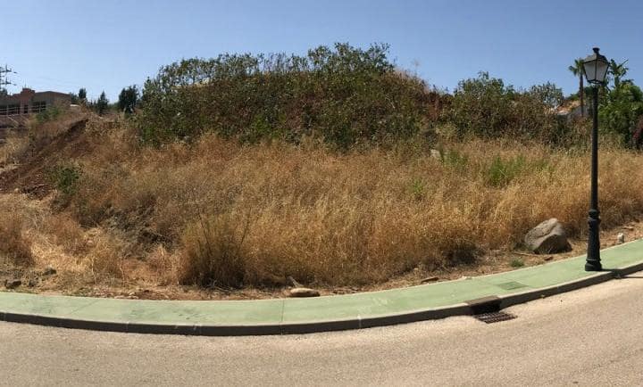 Tomt till salu i Benahavis - 700 000 € (Ref: 10001441)