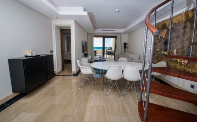 3 soverom Penthouse til salgs i Estepona med svømmebasseng - € 610 000 (Ref: 10001442)