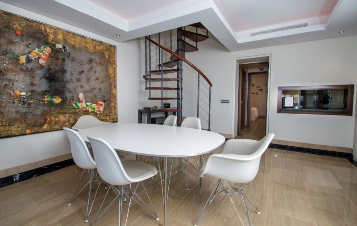 3 soverom Penthouse til salgs i Estepona med svømmebasseng - € 610 000 (Ref: 10001442)