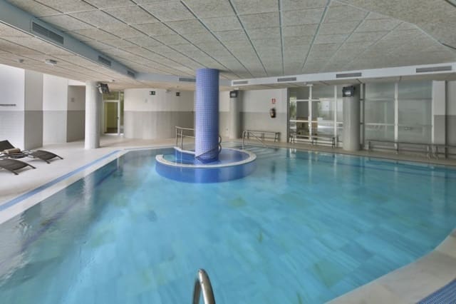 3 soverom Penthouse til salgs i Estepona med svømmebasseng - € 610 000 (Ref: 10001442)