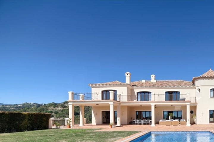 7 quarto Moradia para venda em Marbella com piscina garagem - 3 700 000 € (Ref: 10001444)