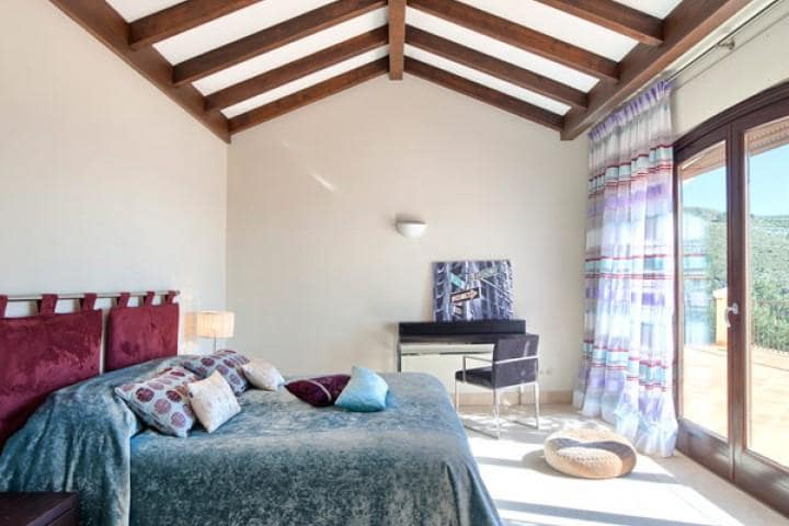 7 quarto Moradia para venda em Marbella com piscina garagem - 3 700 000 € (Ref: 10001444)