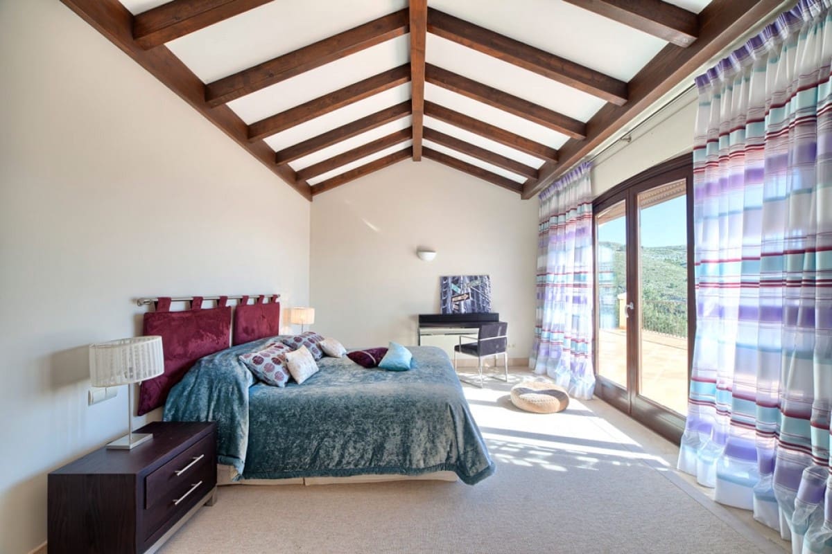 7 quarto Moradia para venda em Marbella com piscina garagem - 3 700 000 € (Ref: 10001444)