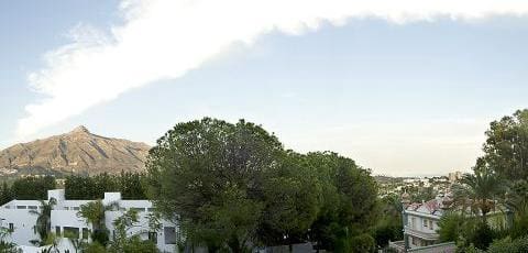 2 Zimmer Apartment zu verkaufen in Marbella mit Pool Garage - 589.000 € (Ref: 10001445)