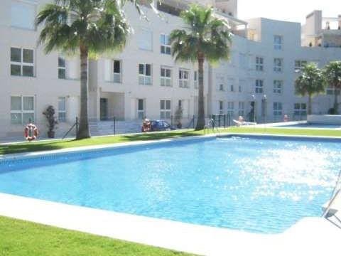 2 Zimmer Apartment zu verkaufen in Marbella mit Pool Garage - 589.000 € (Ref: 10001445)