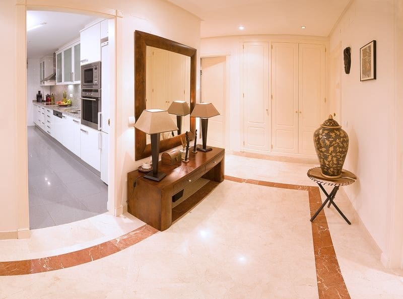 2 Zimmer Apartment zu verkaufen in Marbella mit Pool Garage - 589.000 € (Ref: 10001445)