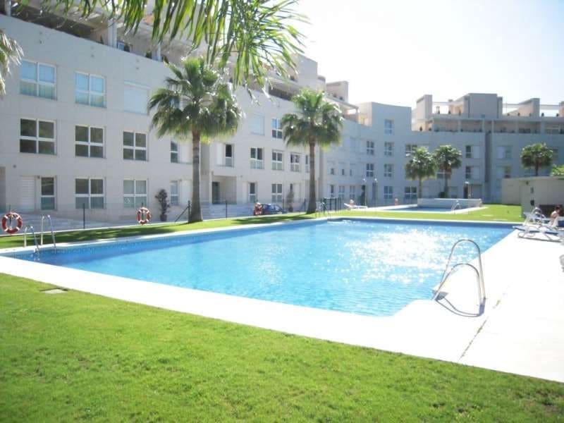 2 Zimmer Apartment zu verkaufen in Marbella mit Pool Garage - 589.000 € (Ref: 10001445)