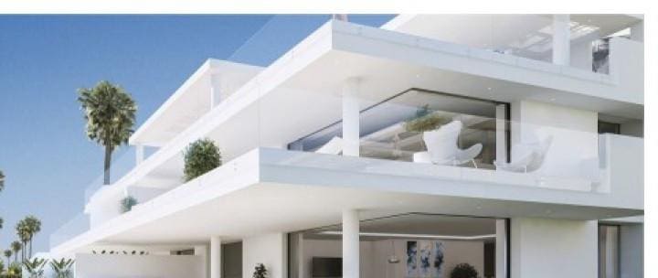 4 bedroom Apartment for sale in Estepona with pool - € 3,390,000 (Ref: 10001446)