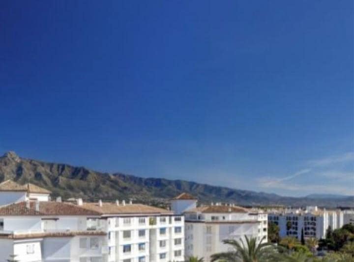 2 sypialnia Apartament na sprzedaż w Marbella z basenem garażem - 604 000 € (Ref: 10001448)