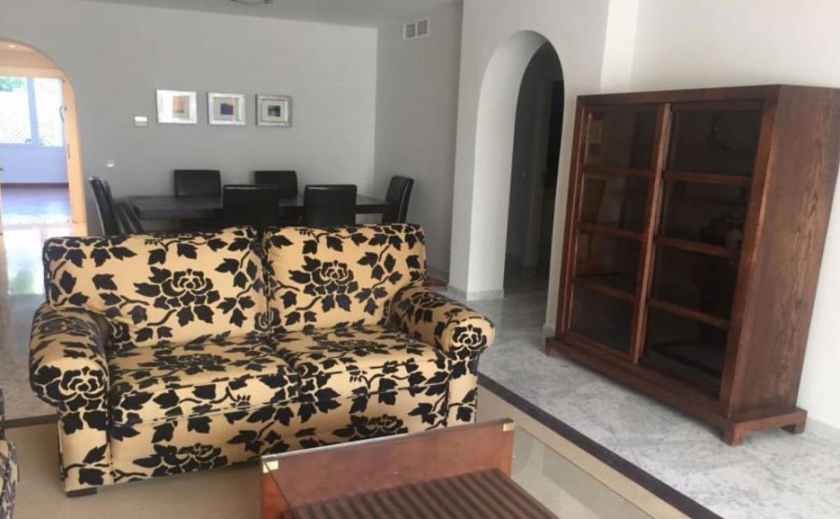 2 sypialnia Apartament na sprzedaż w Marbella z basenem garażem - 604 000 € (Ref: 10001448)