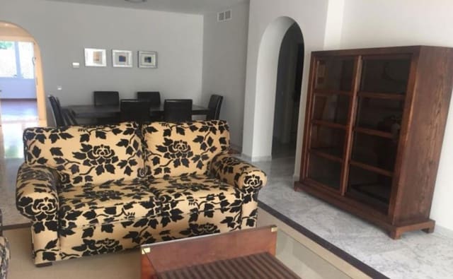 2 sypialnia Apartament na sprzedaż w Marbella z basenem garażem - 604 000 € (Ref: 10001448)