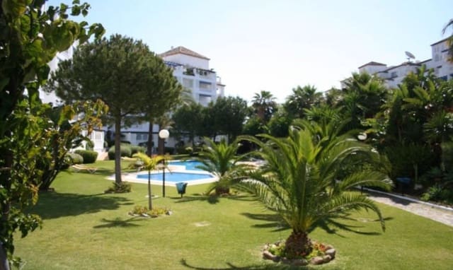 2 sypialnia Apartament na sprzedaż w Marbella z basenem garażem - 604 000 € (Ref: 10001448)