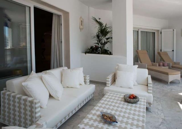 3 soverom Leilighet til salgs i Puerto Banus, Marbella - € 1 375 000 (Ref: 10001449)