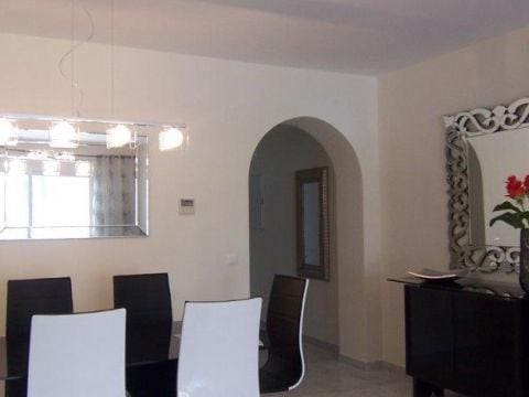 Apartamento de 2 habitaciones en Puerto Banus en venta con piscina garaje - 605.000 € (Ref: 10001452)