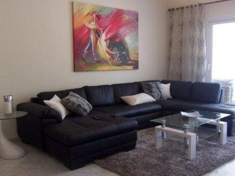 Apartamento de 2 habitaciones en Puerto Banus en venta con piscina garaje - 605.000 € (Ref: 10001452)