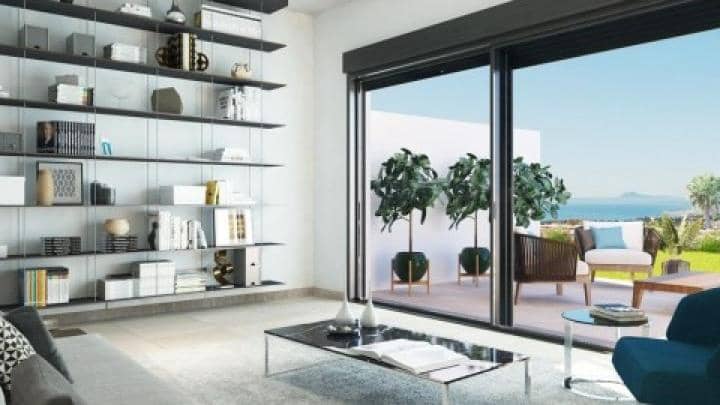 4 sypialnia Dom na sprzedaż w Sotogrande z basenem garażem - 343 000 € (Ref: 10001455)