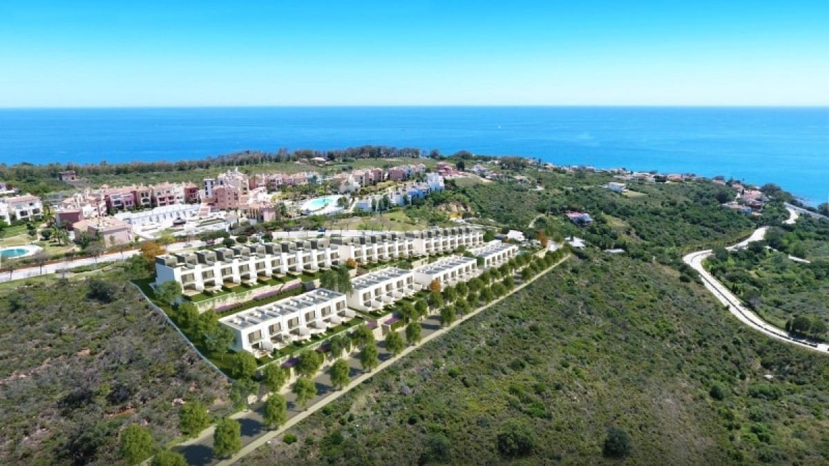 4 sypialnia Dom na sprzedaż w Sotogrande z basenem garażem - 343 000 € (Ref: 10001455)