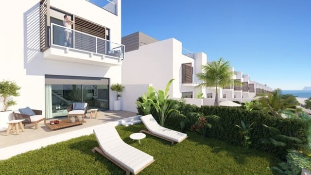 4 chambre Maison de Ville à vendre à Sotogrande, San Roque avec piscine garage - 343 000 € (Ref: 10001455)